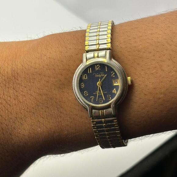Vintage Gold Vanity Fair Watch - Picture 2 of 3